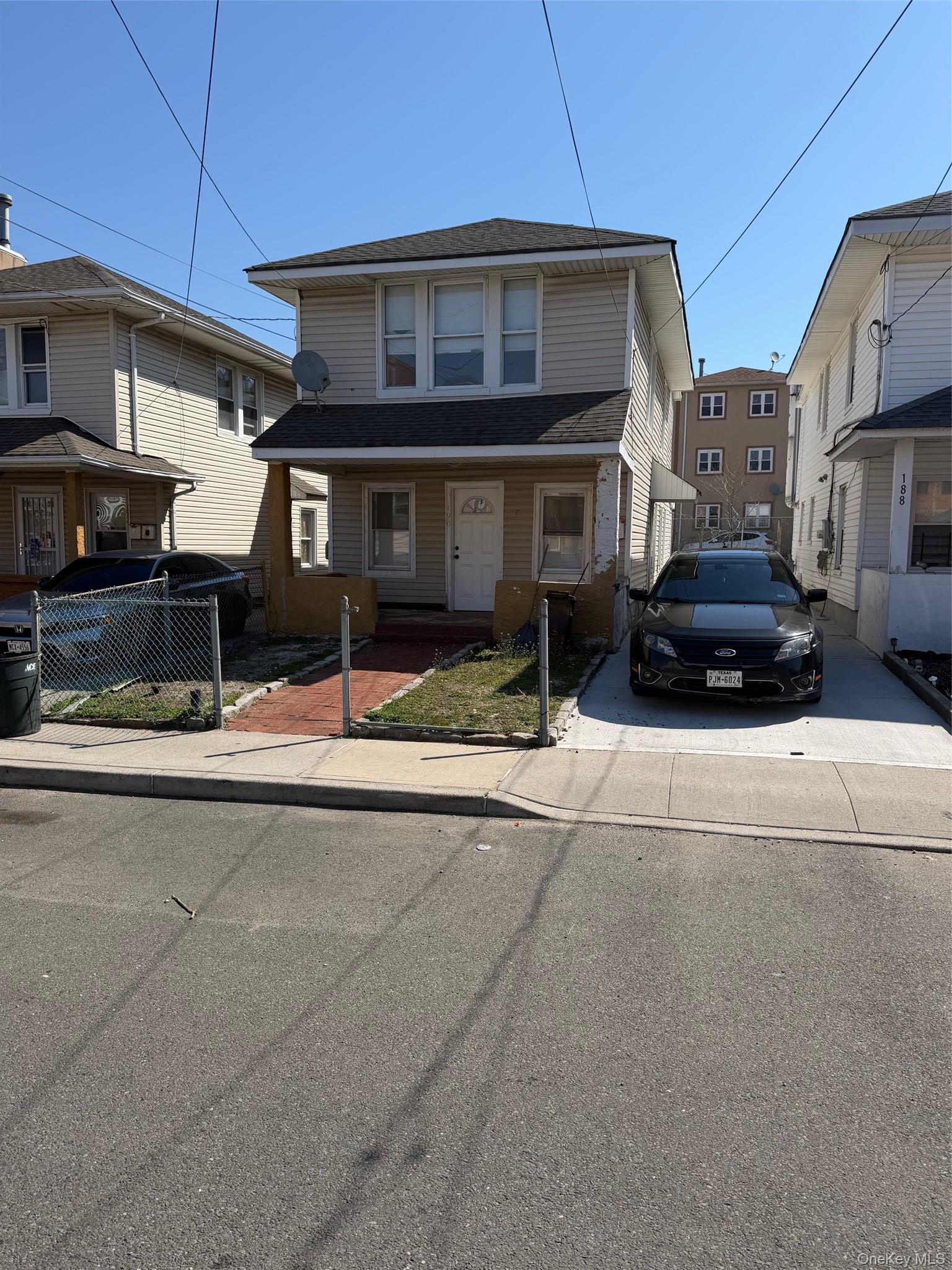 190 Beach 27 St, Far Rockaway, NY 11691 photo