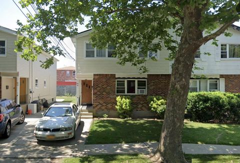 Townhouse in Springfield Gardens NY 14848 231st Street.jpg