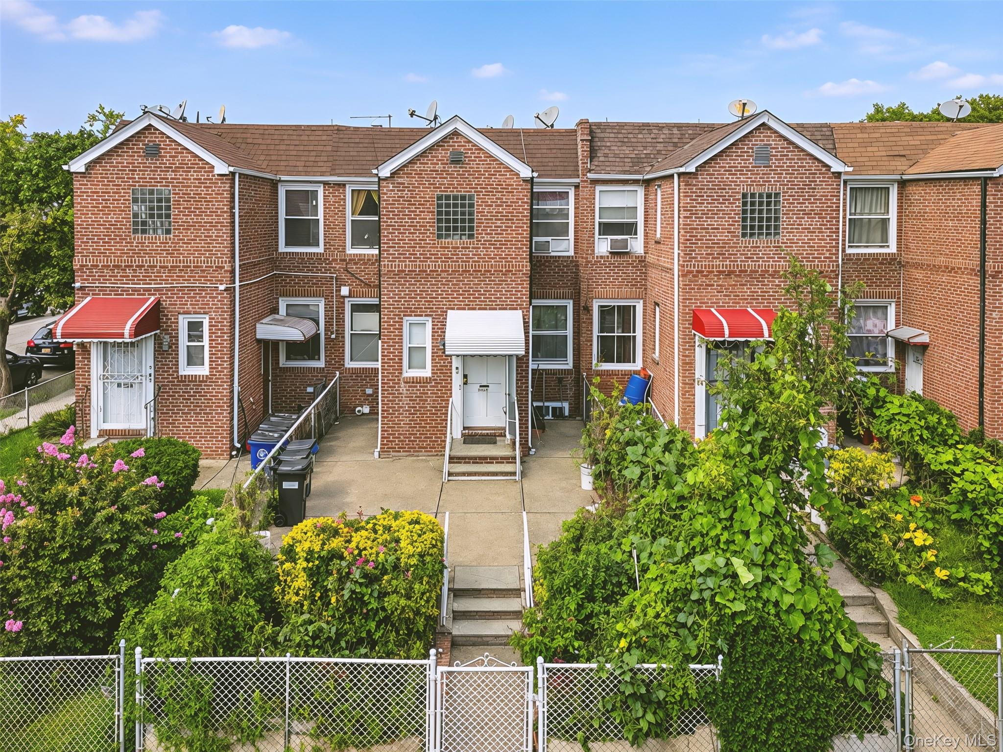 232 3 Hillside Ave, Bellerose Manor, NY 11427