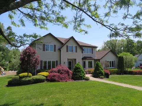 Single Family Residence in Airmont NY 11 Balanchine Court.jpg