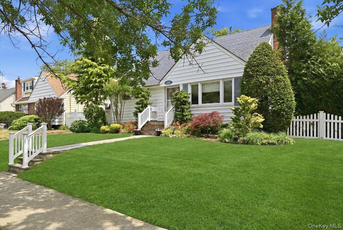 2977 Grand Blvd, Baldwin, NY 11510 photo