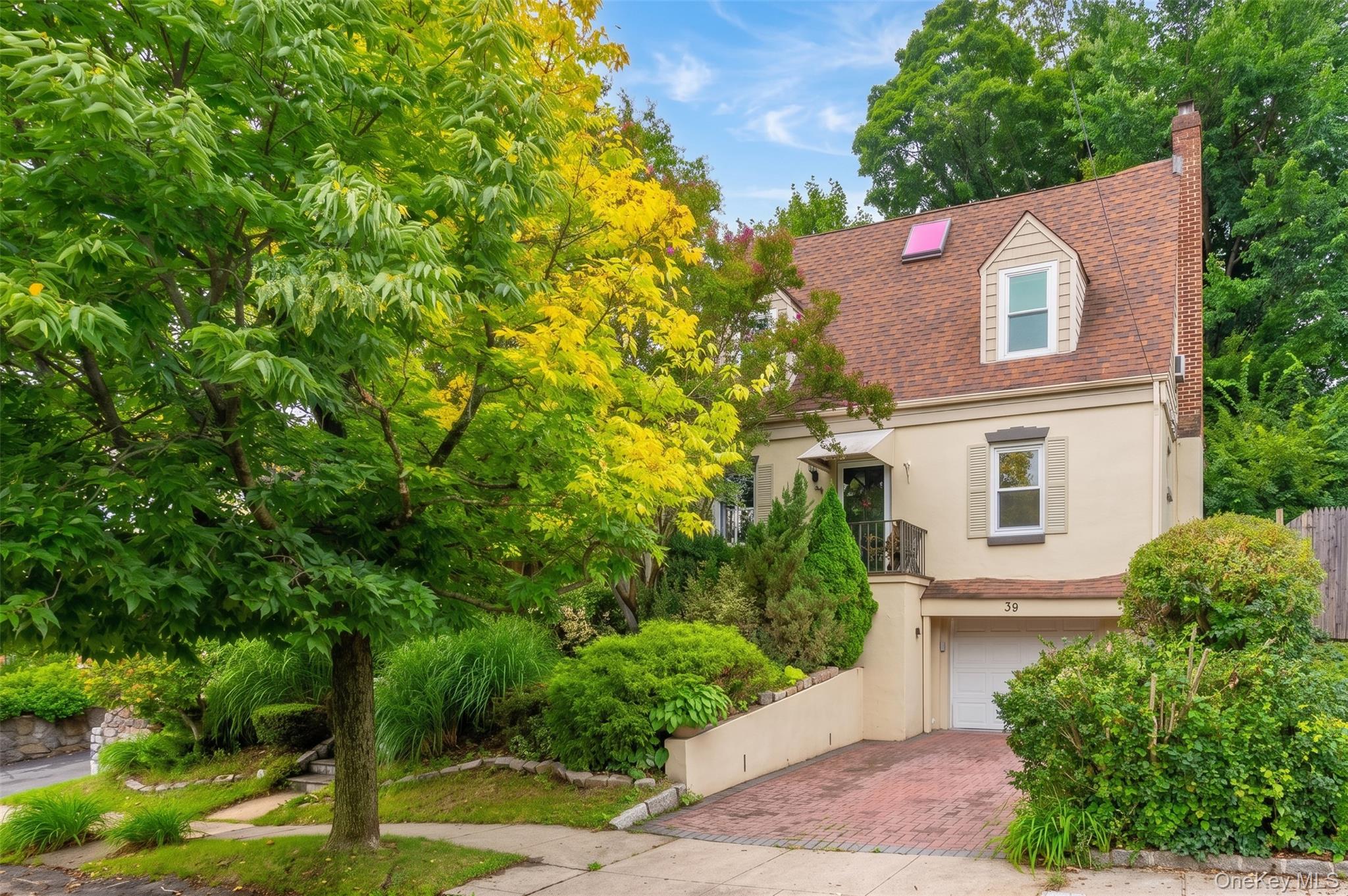 39 Sunrise Terrace, Yonkers, NY 10703