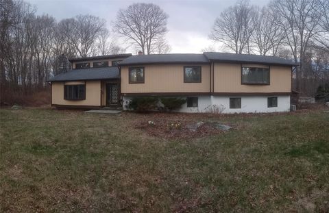 Single Family Residence in Stormville NY 92 Ritter Road.jpg
