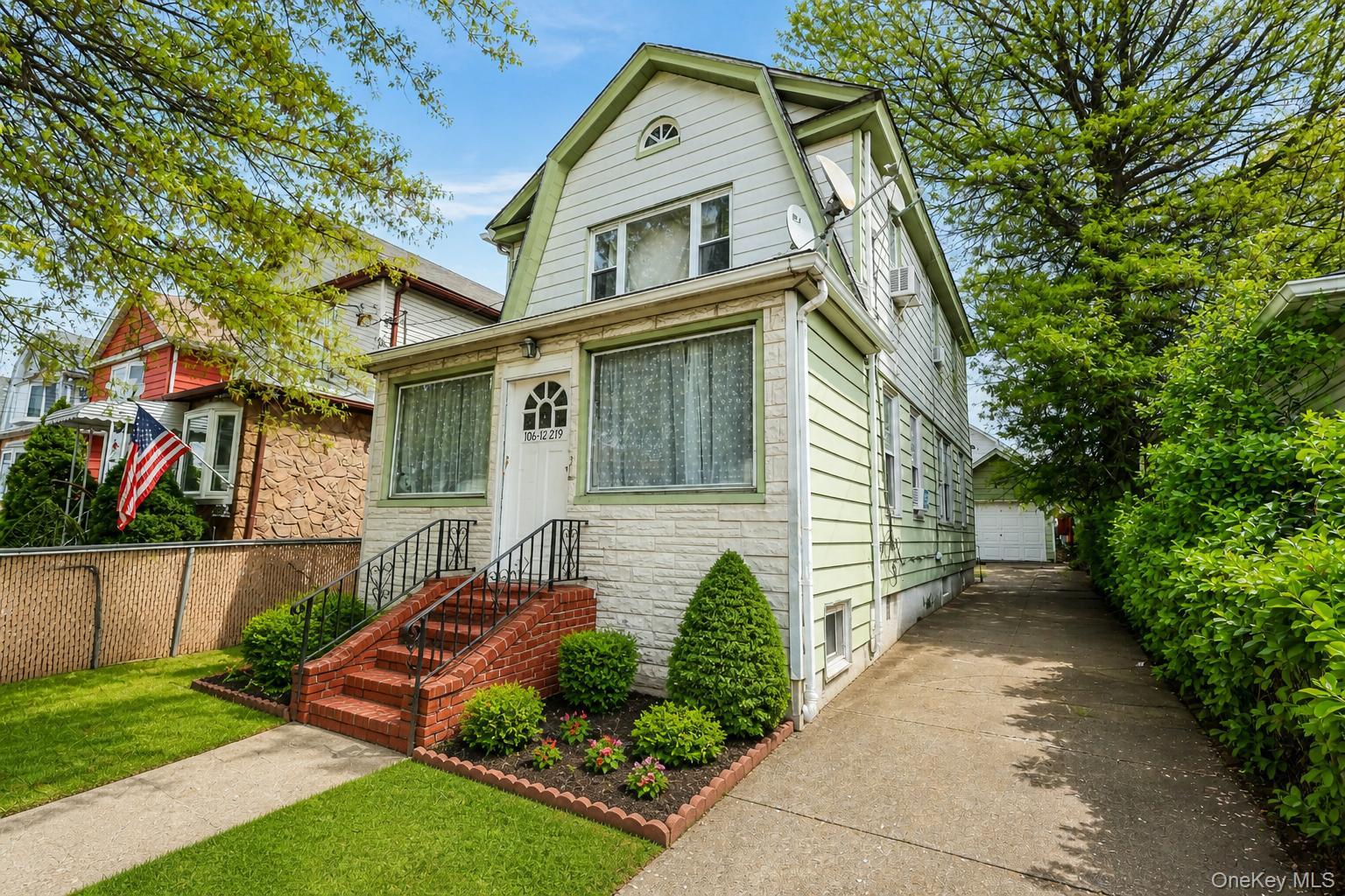 104 61 219th St, Queens Village, NY 11429
