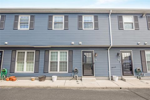 Stock Cooperative in Freeport NY 116 Westend Avenue #21.jpg