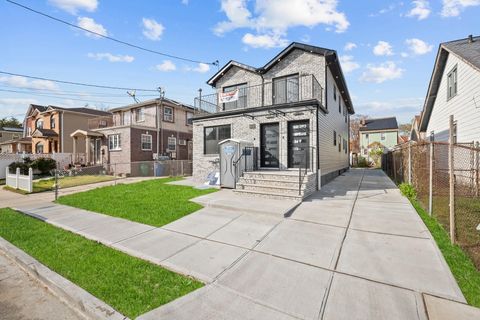 Duplex in Addisleigh Park NY 11125 177th Street.jpg