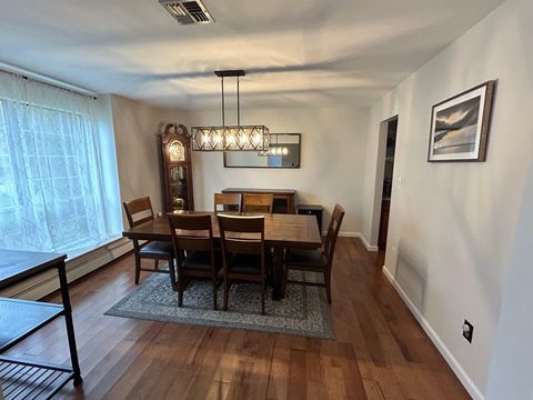 Single Family Residence in Baiting Hollow NY 43 Southfield Road 5.jpg