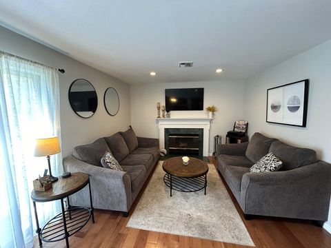 Single Family Residence in Baiting Hollow NY 43 Southfield Road 12.jpg