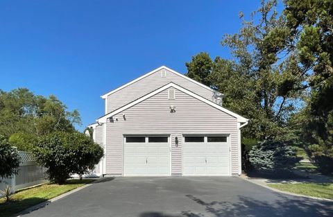 Single Family Residence in Baiting Hollow NY 43 Southfield Road 3.jpg