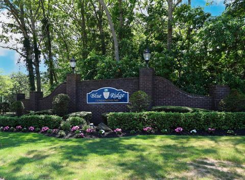 Condominium in Medford NY 3 Birchwood Rd #3.jpg