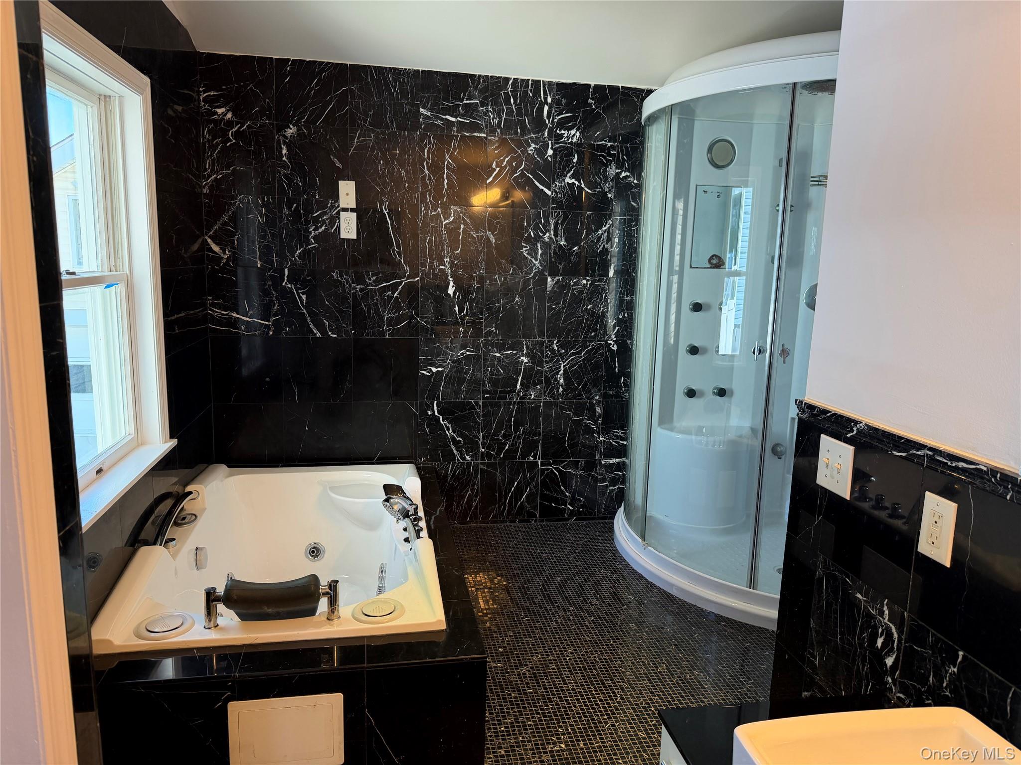 80 Westerly St, Yonkers, NY 10704 photo