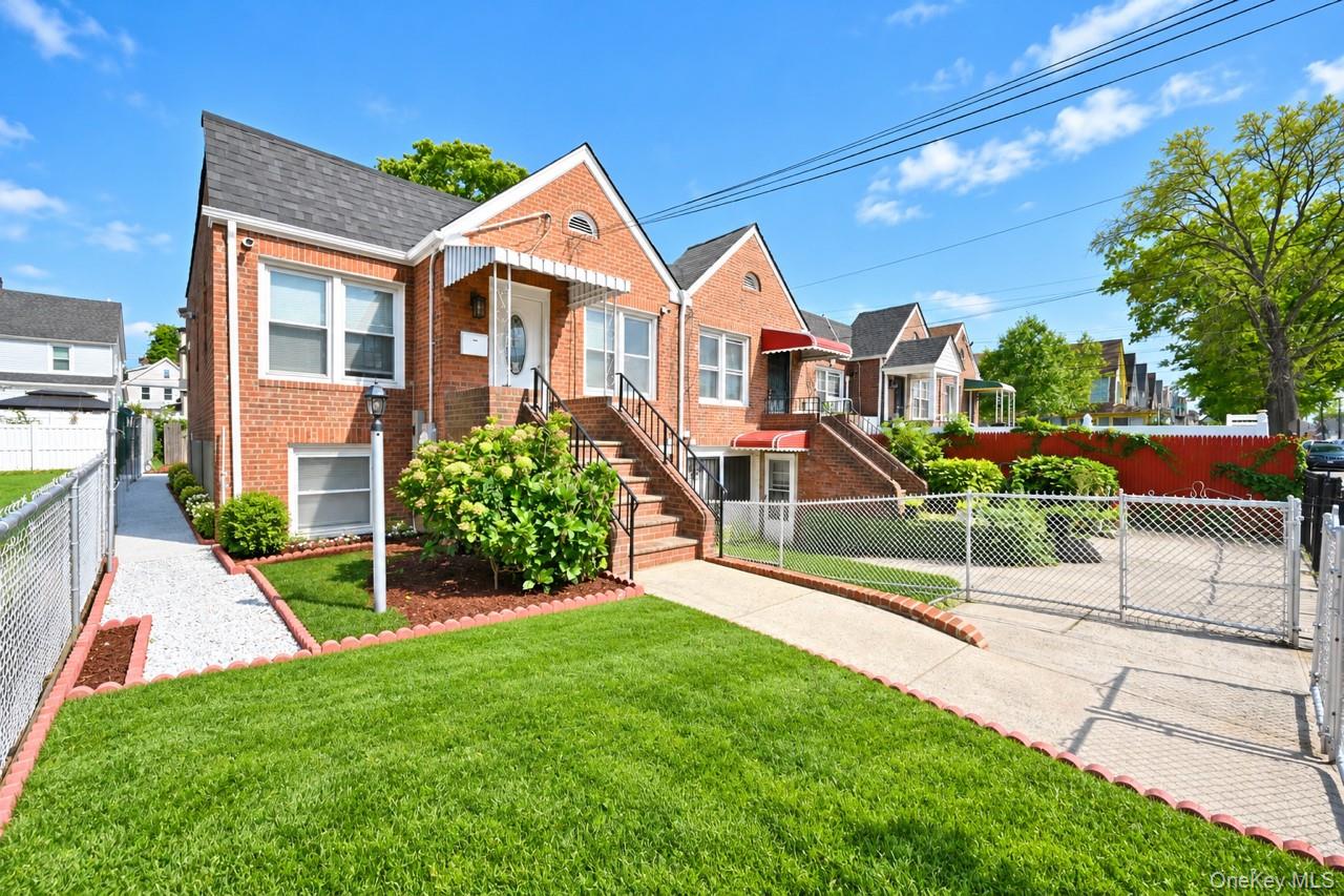 117 25 199th St, Saint Albans, NY 11412