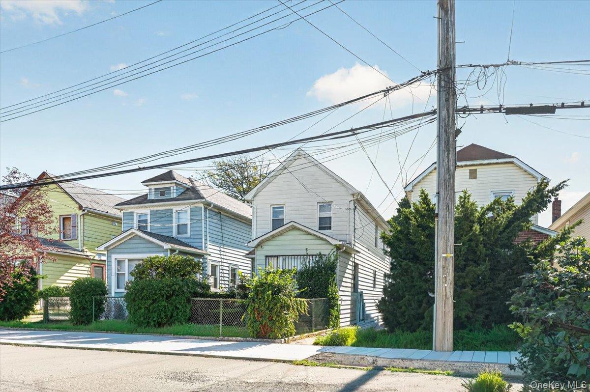 118 29 218th St, Cambria Heights, NY 11411 photo