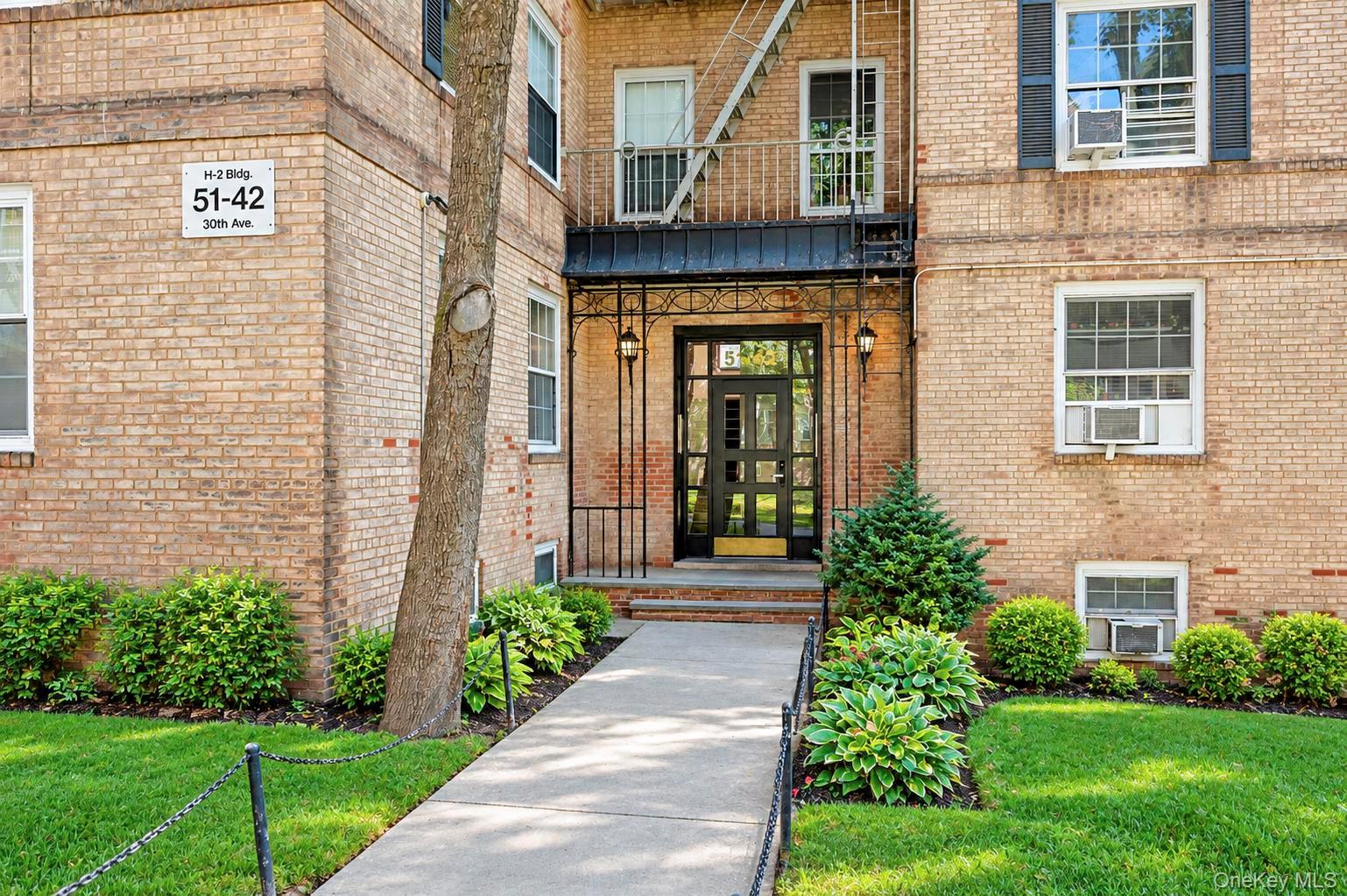 51 42 30th Ave #4 J, Woodside, NY 11377 photo