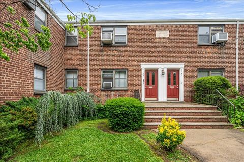 Stock Cooperative in Whitestone NY 17-39 166th Street #3-68.jpg
