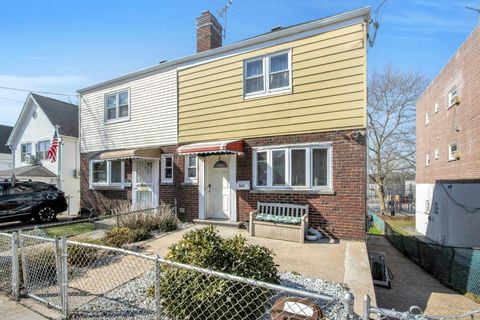 Single Family Residence in Bronx NY 837 Swinton Avenue.jpg