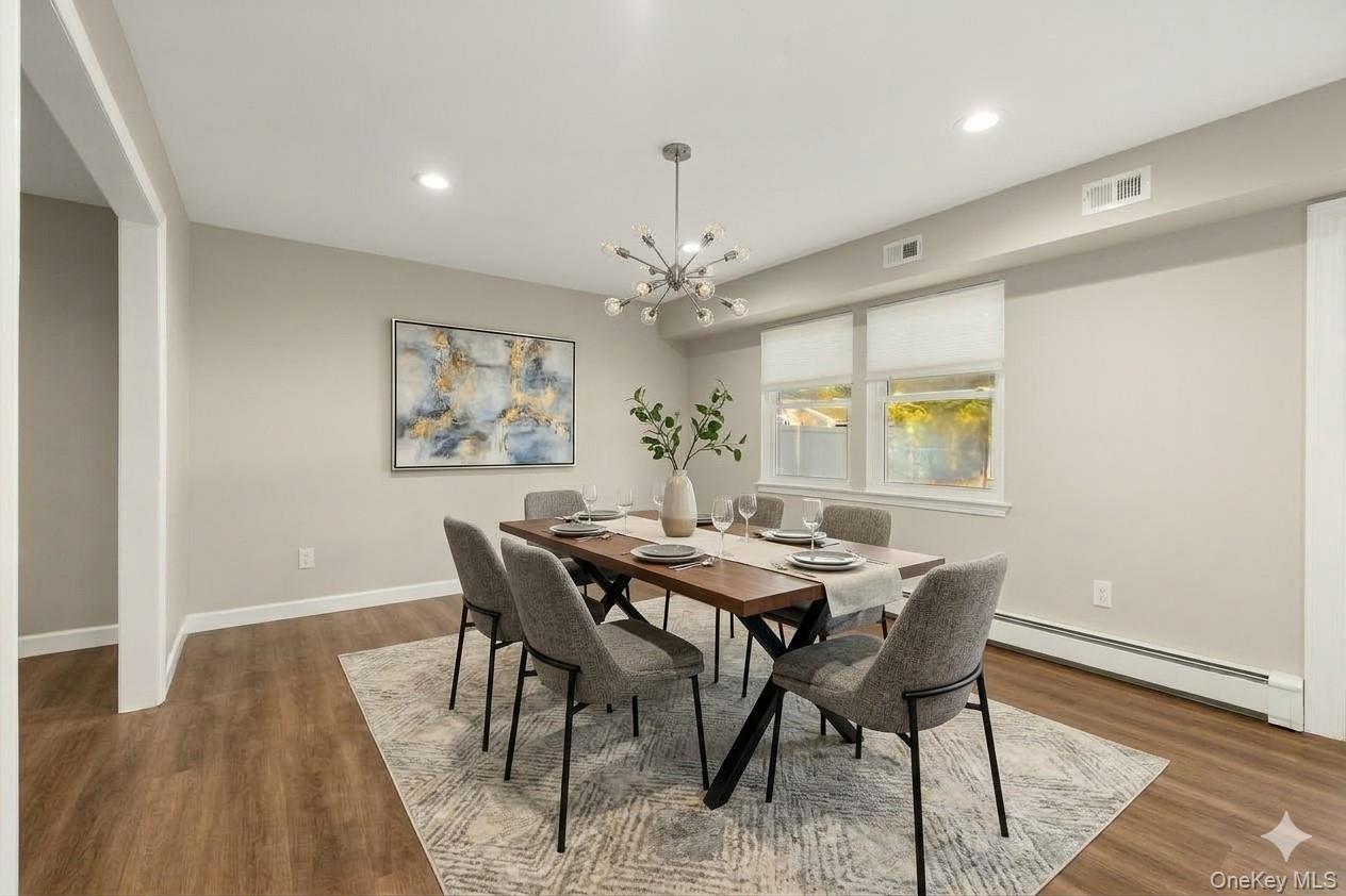 23 Blueberry Ln, Patchogue, NY 11772 photo