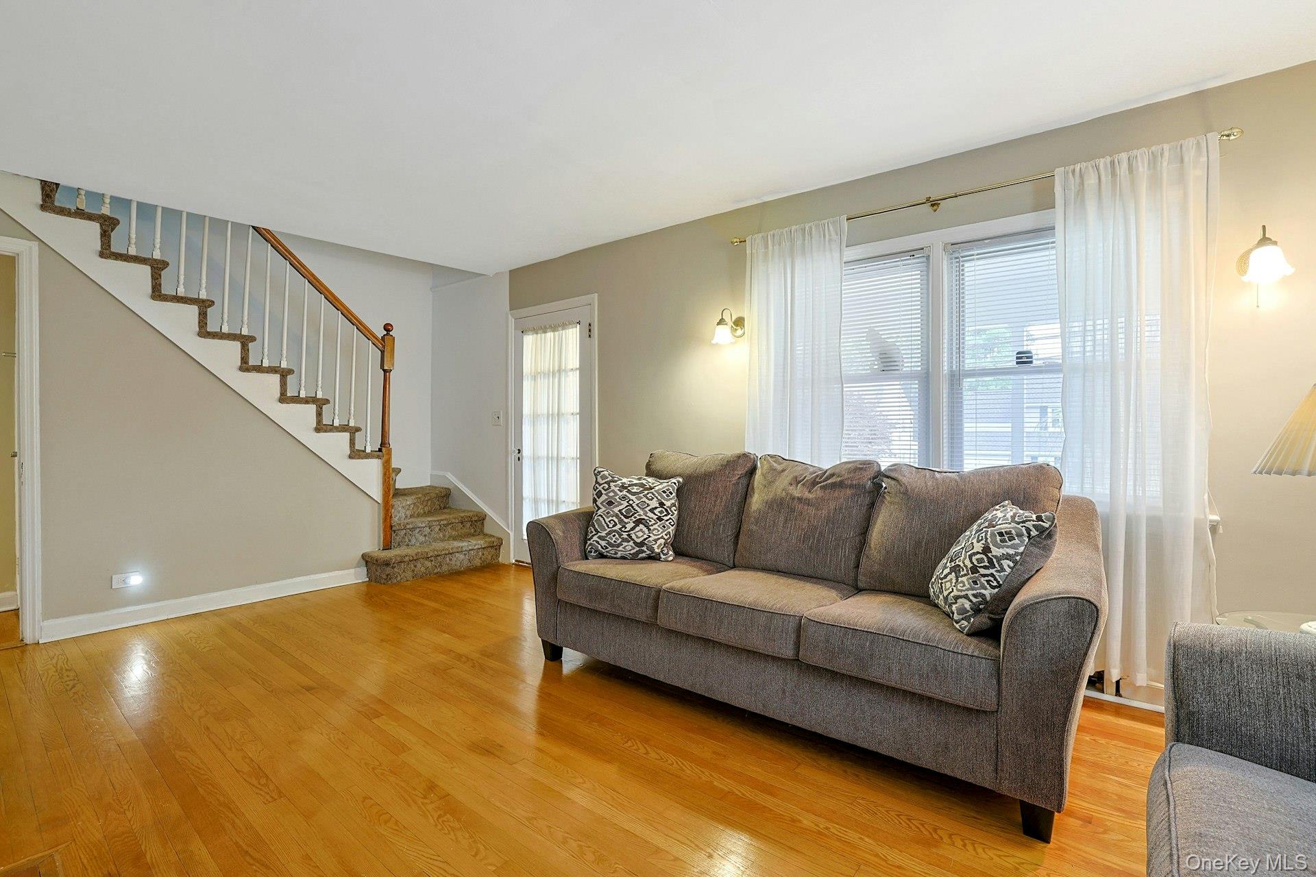 84 Lawrence Pl, New Rochelle, NY 10801 photo