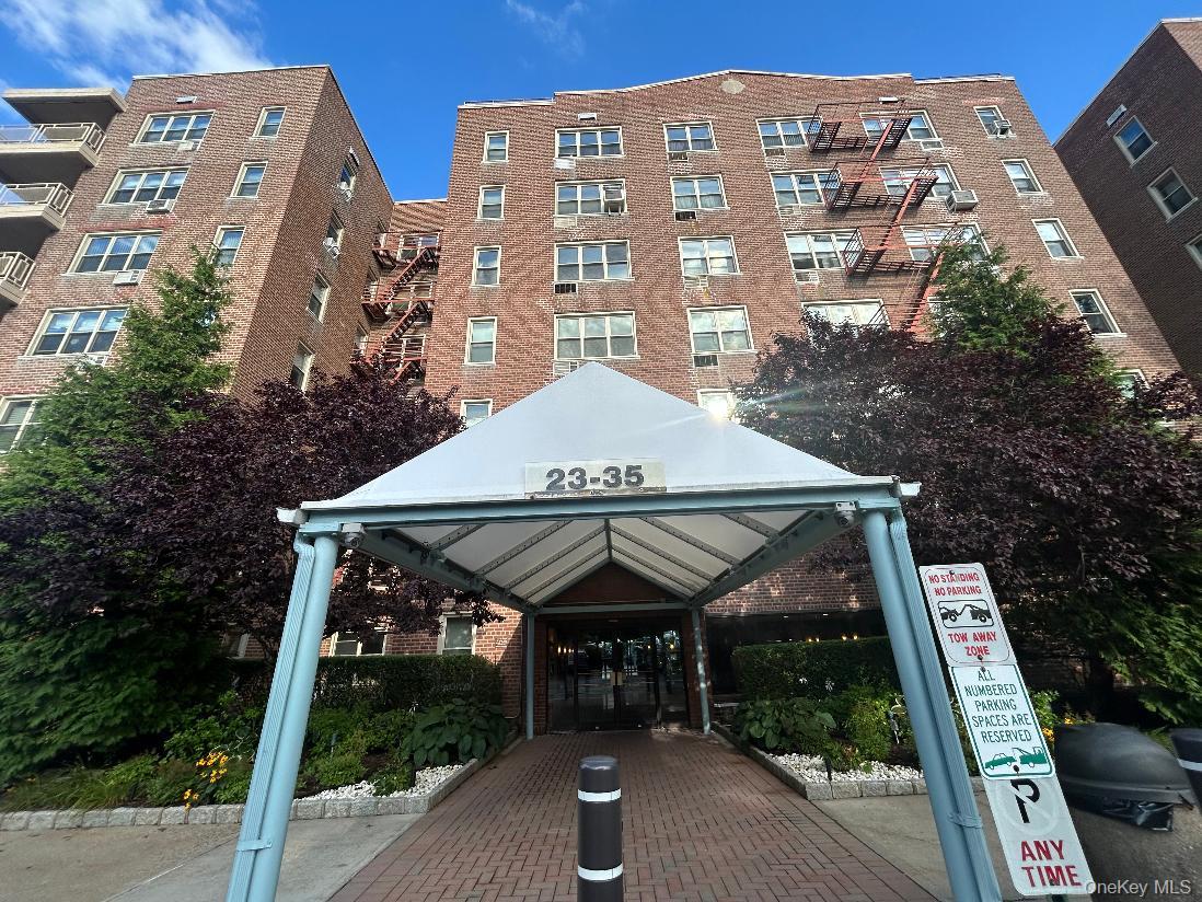 23 35 Bell Blvd, Bayside, NY 11360