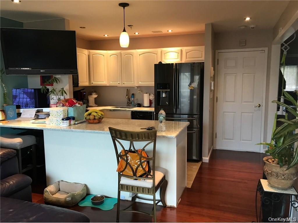 2226 Norton Ave, Bronx, NY 10473 photo