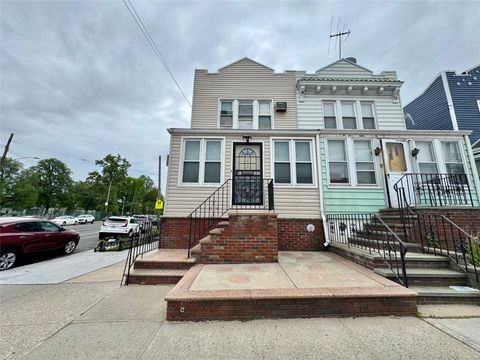 Single Family Residence in Middle Village NY 79-48 67th Road.jpg