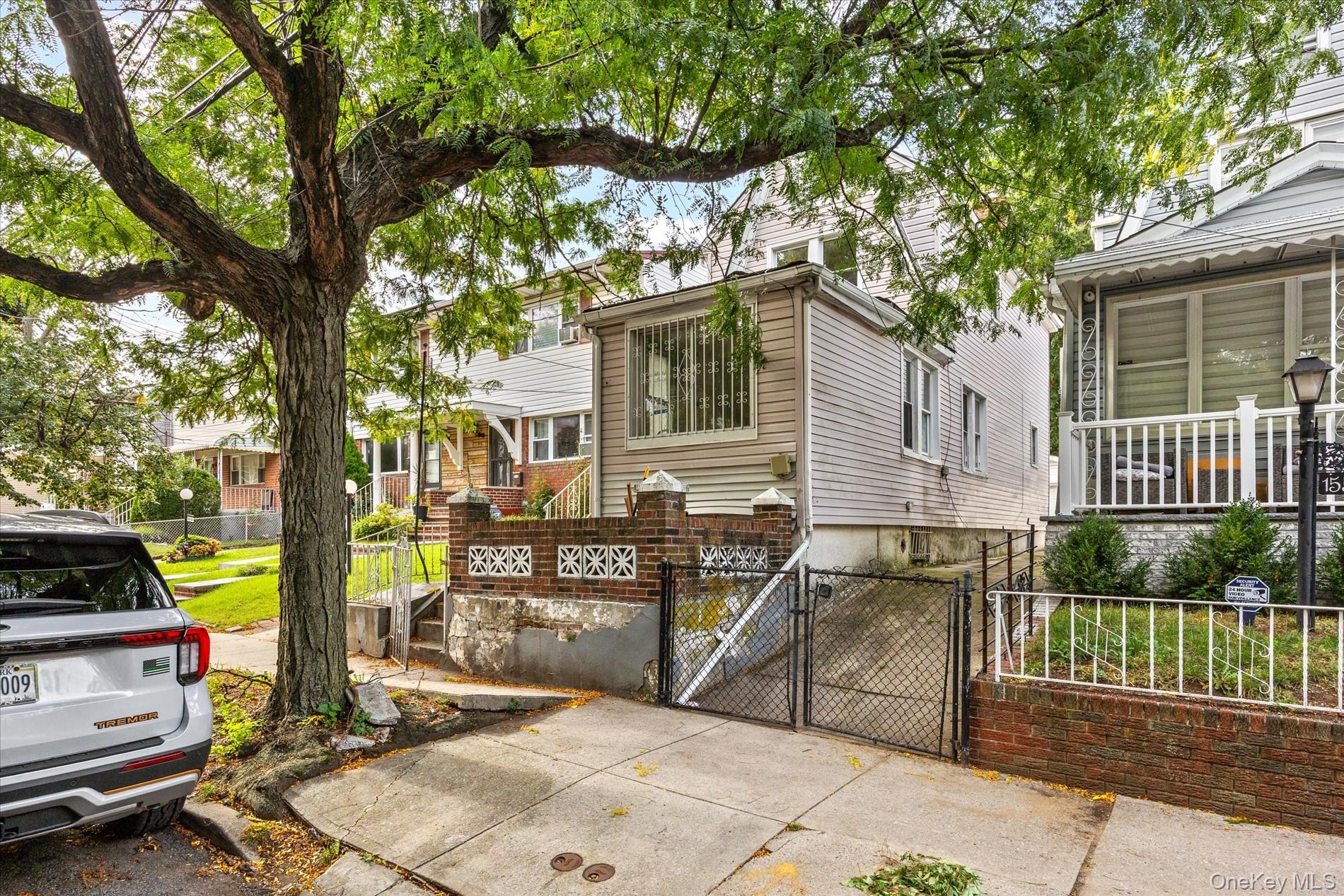 155 41 116th Dr, Jamaica, NY 11434