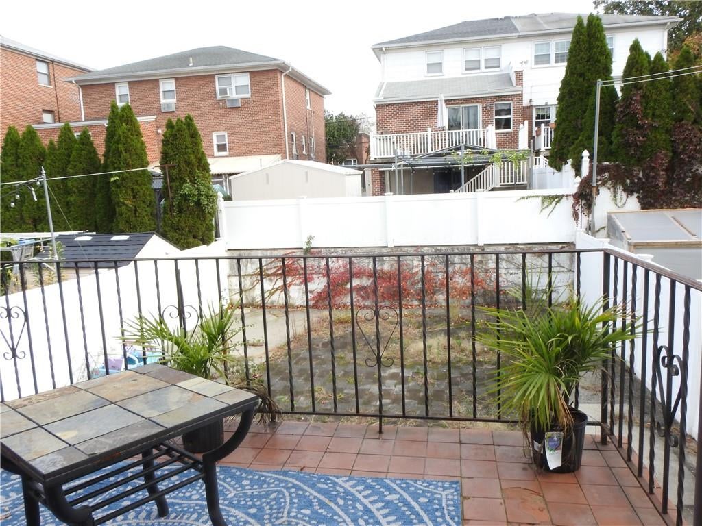 1544 Ohm Ave, Bronx, NY 10465 photo