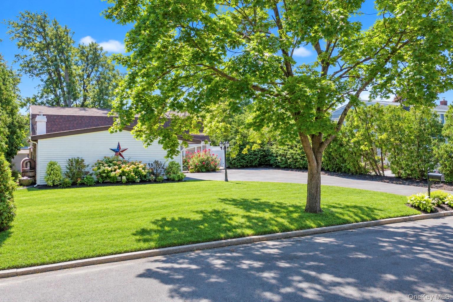 26 All Points Terrace, Holbrook, NY 11741 photo
