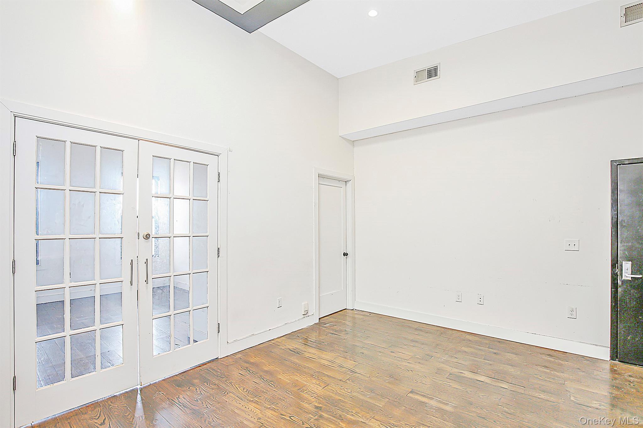 99 Eldert St, Brooklyn, NY 11207 photo