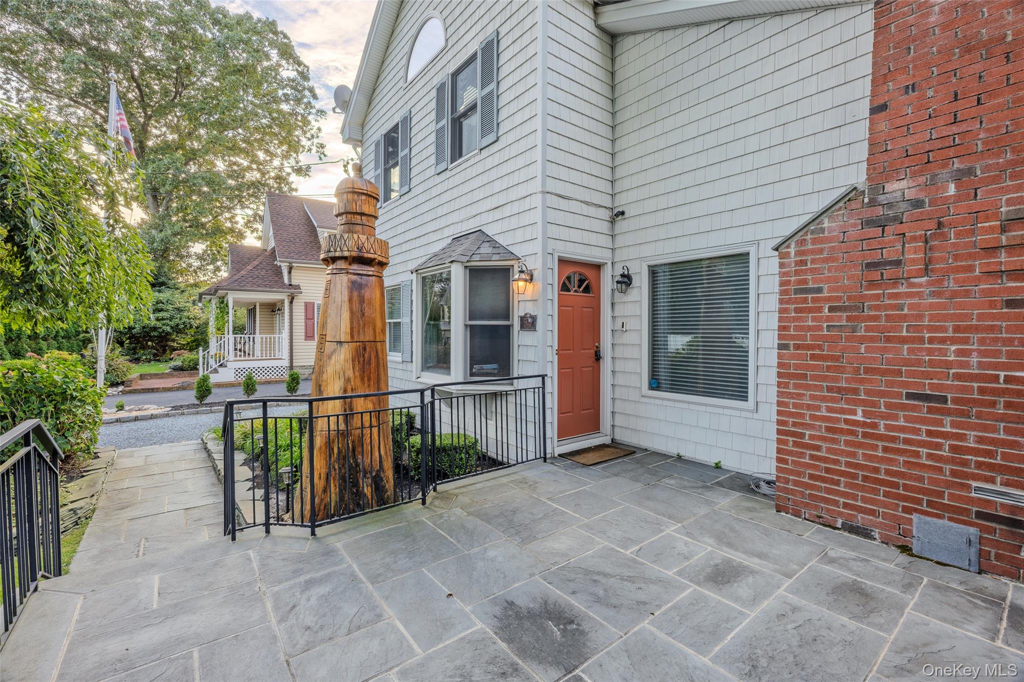 54 Breezy Point Rd, Wading River, NY 11792 photo