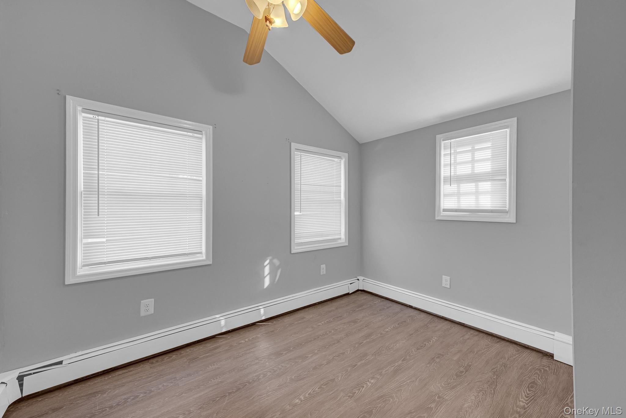 69 Wheelbarrow Ln, Wantagh, NY 11793 photo