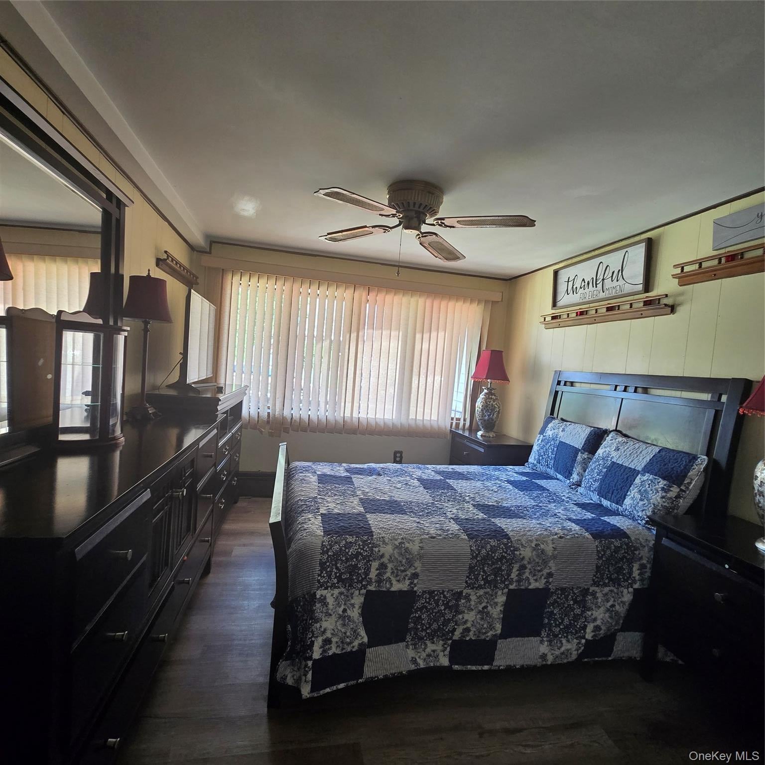 148 Cedar St, Valley Stream, NY 11580 photo