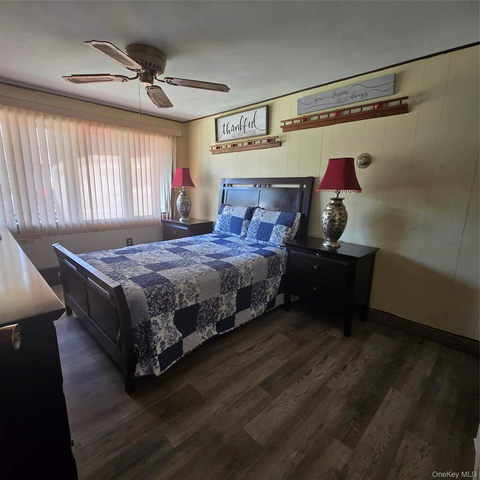 148 Cedar St, Valley Stream, NY 11580 photo