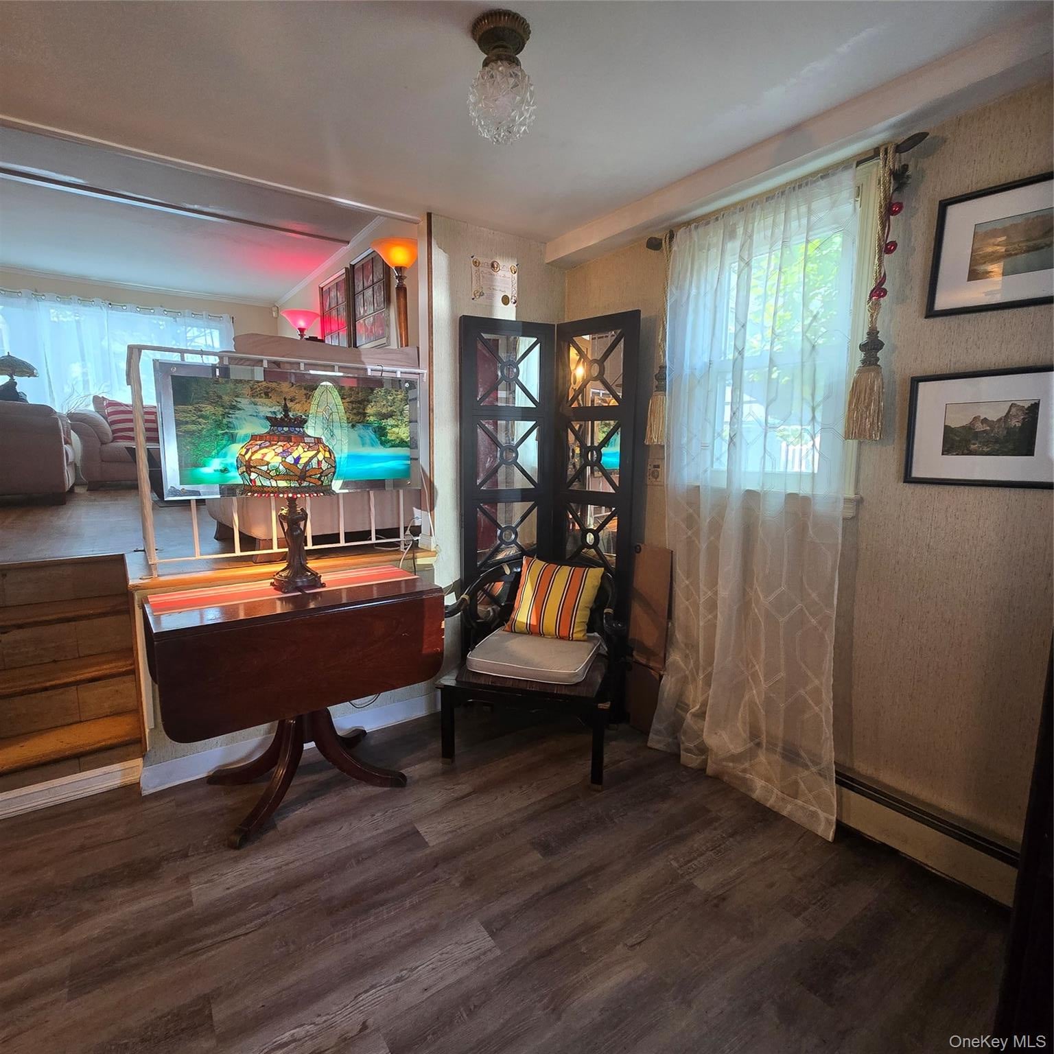 148 Cedar St, Valley Stream, NY 11580 photo