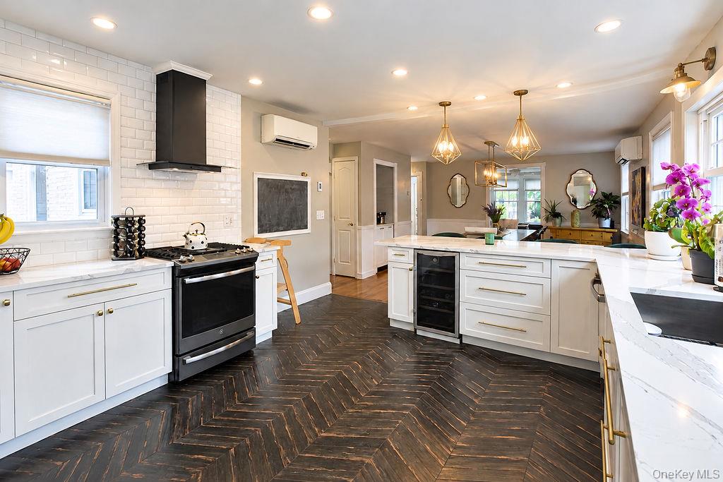 314 Ocean Ave, East Rockaway, NY 11518 photo
