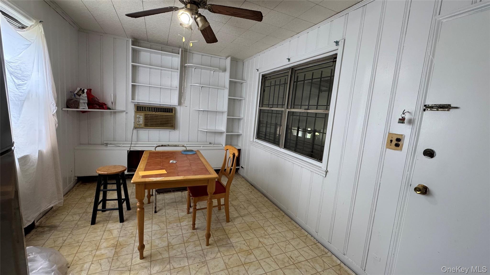 12161 233rd St, Rosedale, NY 11422 photo