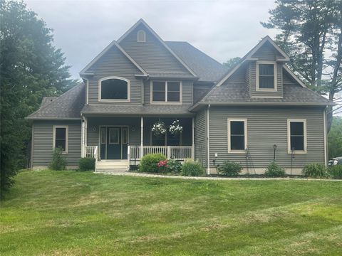 Single Family Residence in Pine Bush NY 50 Meghan Court.jpg