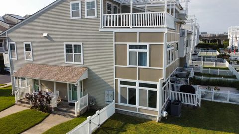 Single Family Residence in Arverne NY 168 Sea Grass Lane Ln.jpg