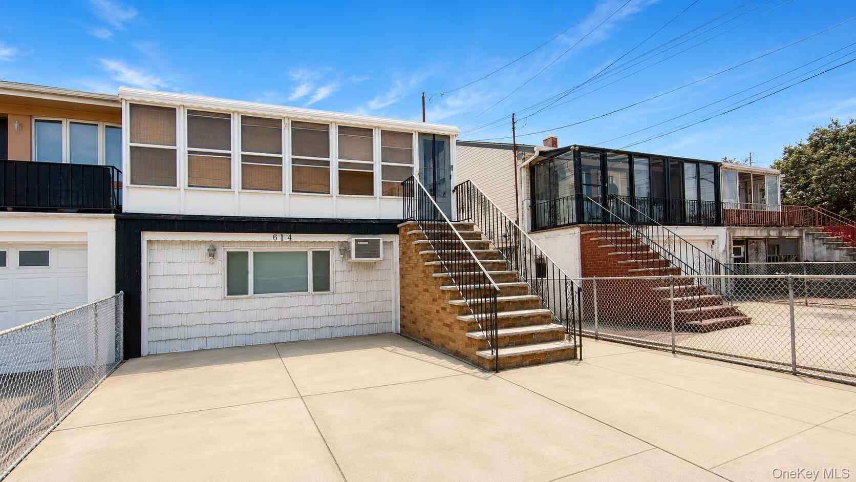 614 Beach 69 St, Arverne, NY 11692