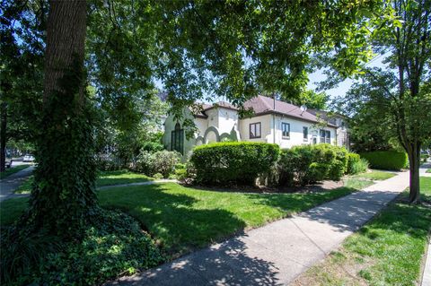 Single Family Residence in Baldwin NY 1869 Harte Street.jpg
