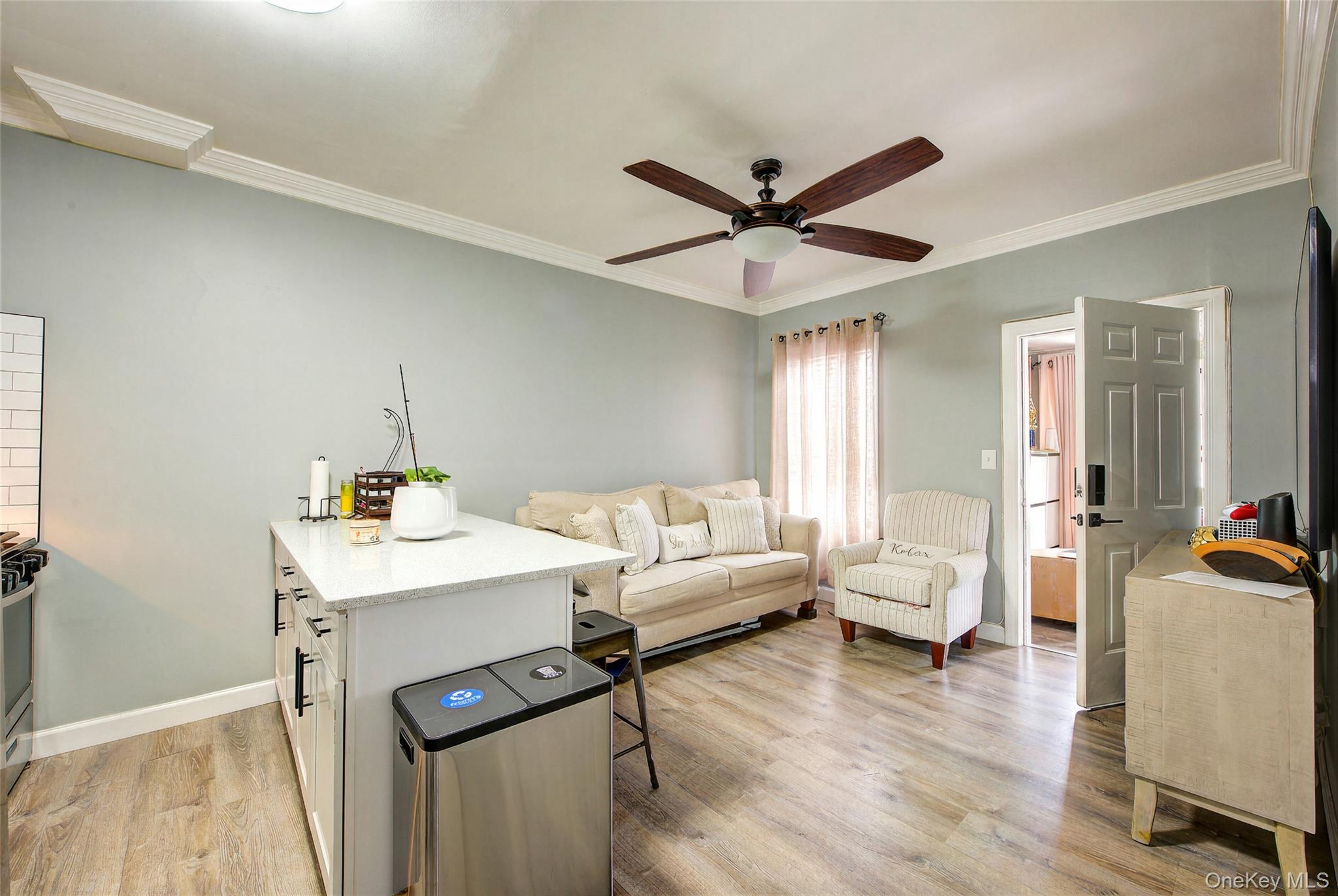 75 7 95th Ave, Ozone Park, NY 11416 photo