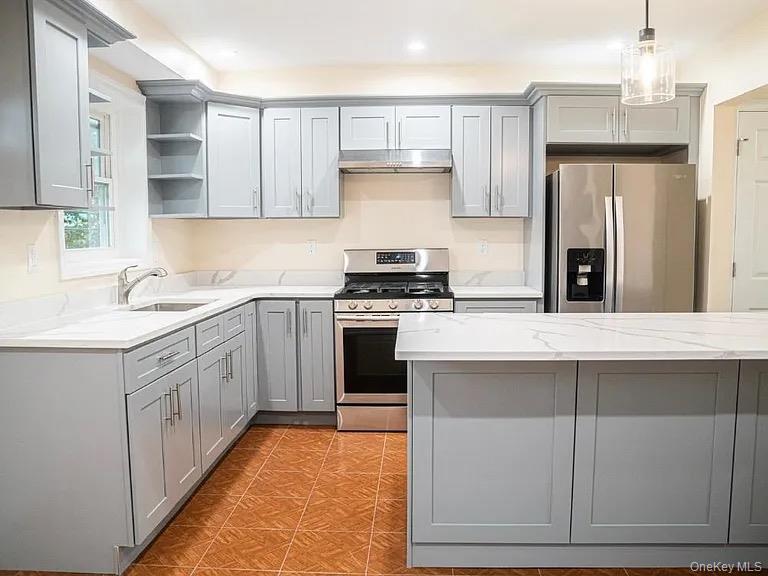 2723 Colden Ave, Bronx, NY 10469