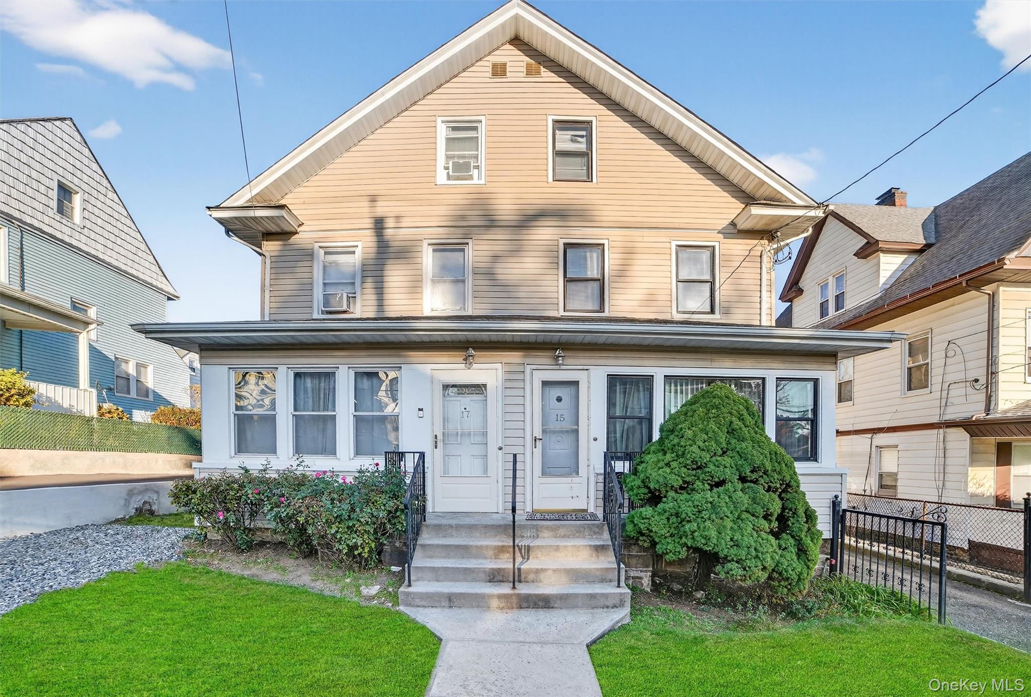 17 Mount Joy Pl, New Rochelle, NY 10801