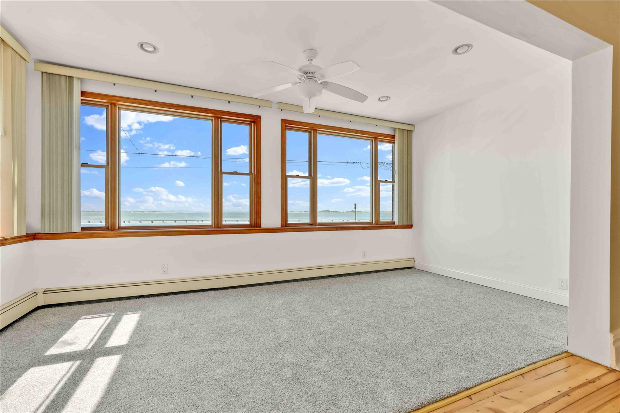 118 7 Beach Channel Dr, Rockaway Park, NY 11694 photo
