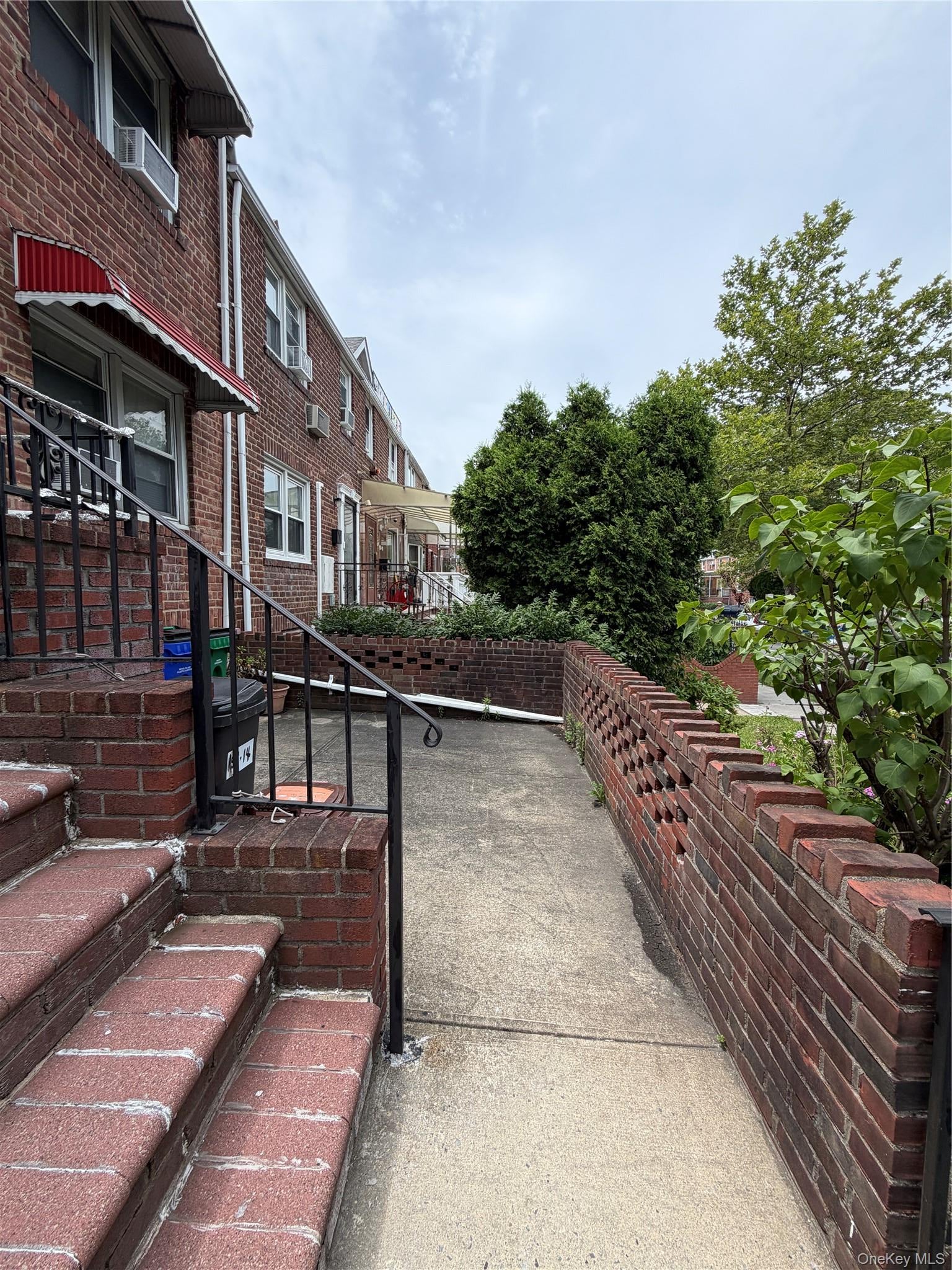 150 14 78th Ave, Kew Garden Hills, NY 11367 photo