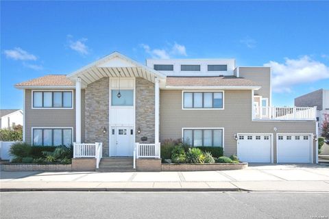 Single Family Residence in Lido Beach NY 5 Kensington Street.jpg