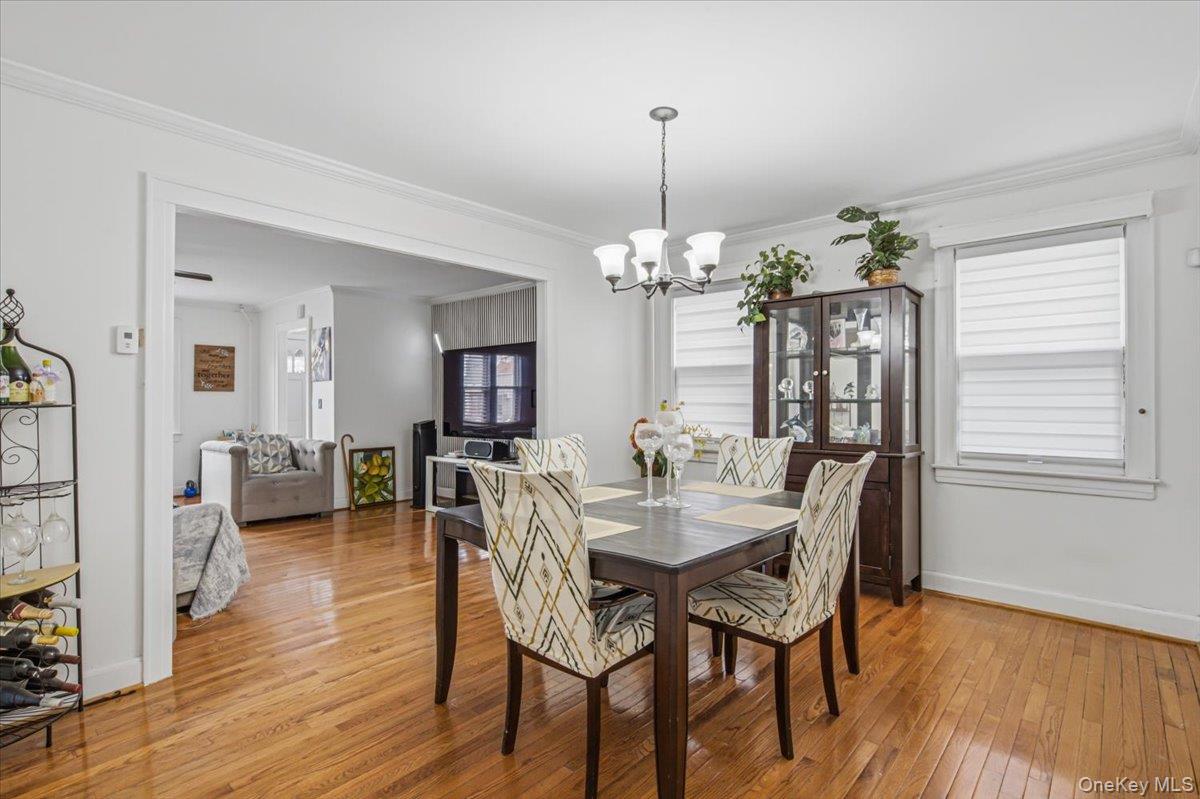 94 26 210th St, Queens Village, NY 11428 photo