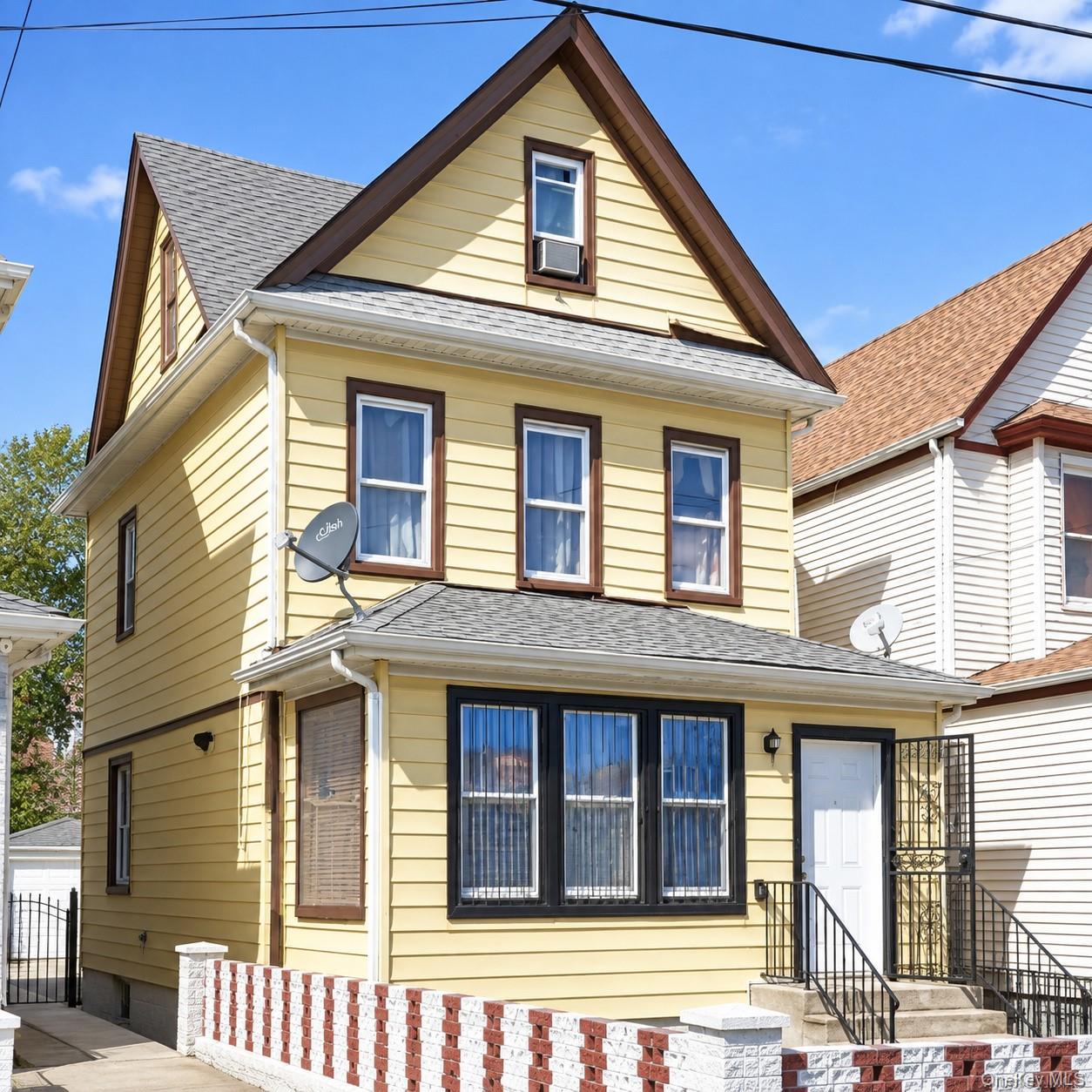 12903 97th Ave, Richmond Hill, NY 11419