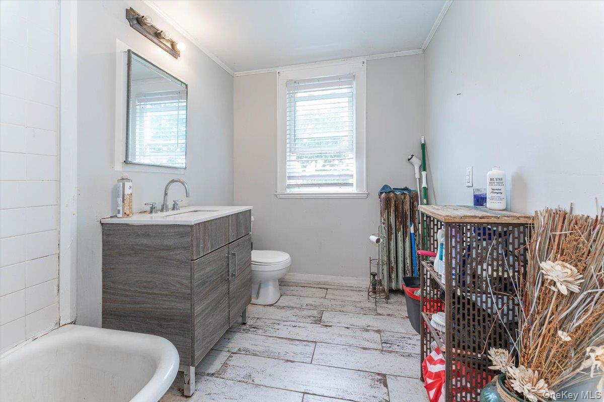 227 Rockaway Tpke, Lawrence, NY 11559 photo