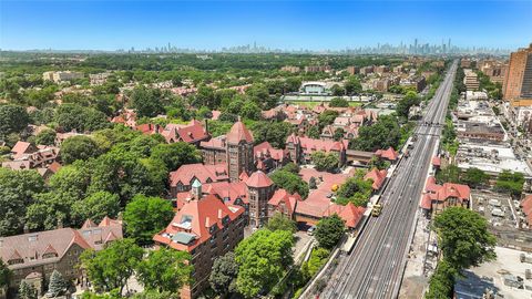 Stock Cooperative in Forest Hills NY 10 Holder Place #5A.jpg